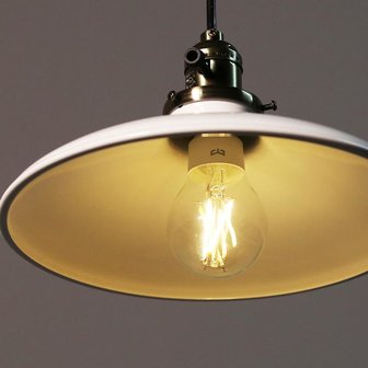Yeelight Smart LED Filament Lamp in armatuur